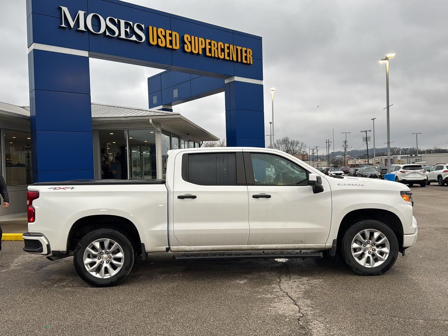 2024 Chevrolet Silverado 1500 Custom