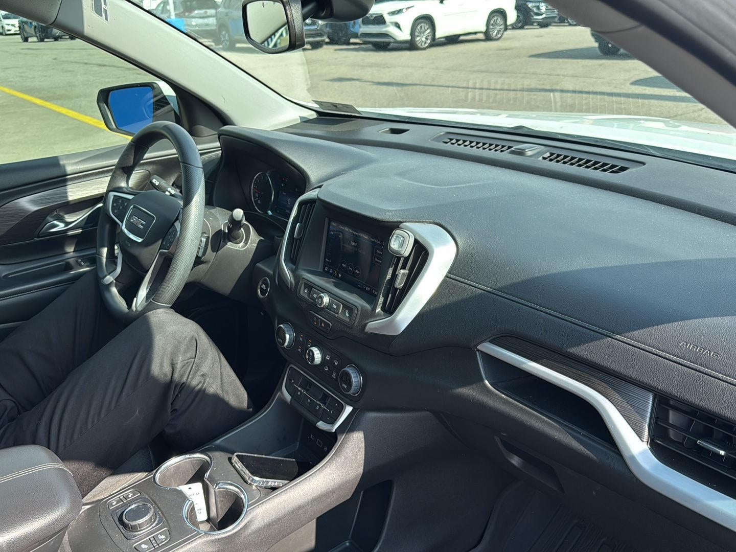 2022 GMC Terrain SLE