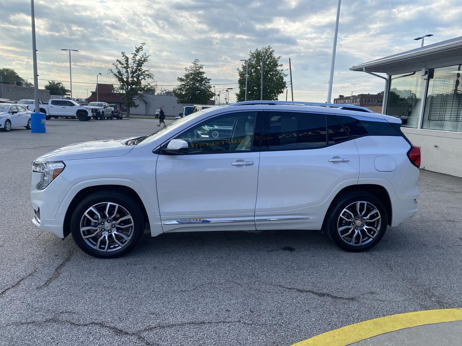 2023 GMC Terrain Denali
