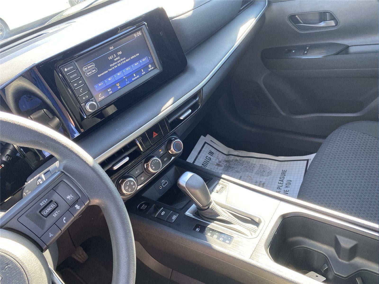 2025 Nissan Kicks S