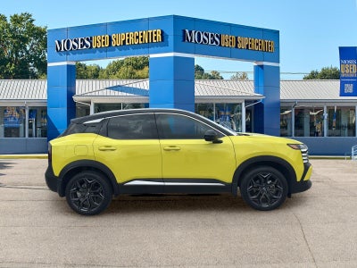 2025 Nissan Kicks SR