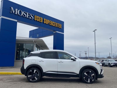 2025 Nissan Kicks SR