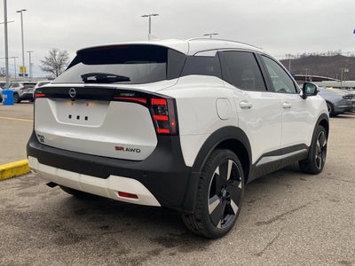 2025 Nissan Kicks SR