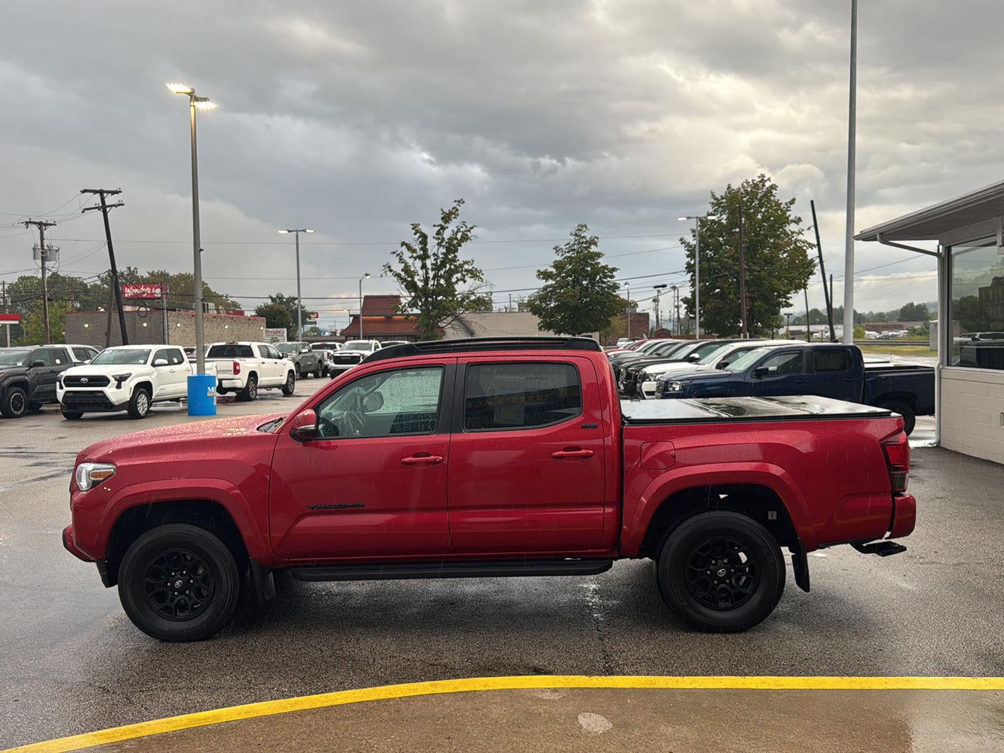 2022 Toyota Tacoma SR5 V6
