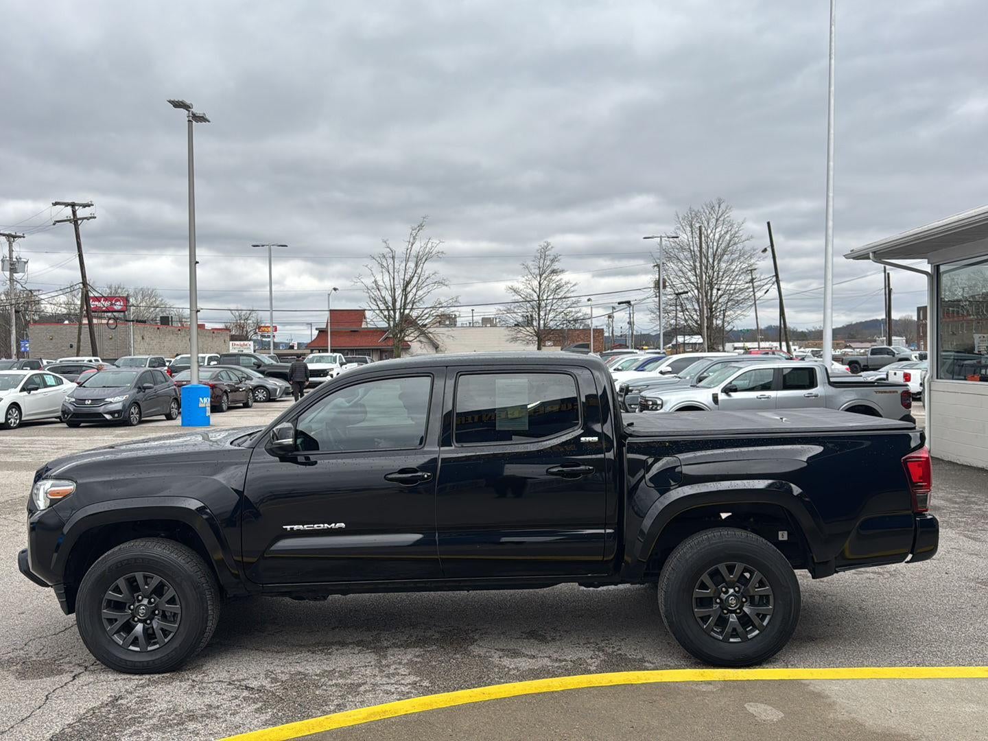 2023 Toyota Tacoma SR5 V6