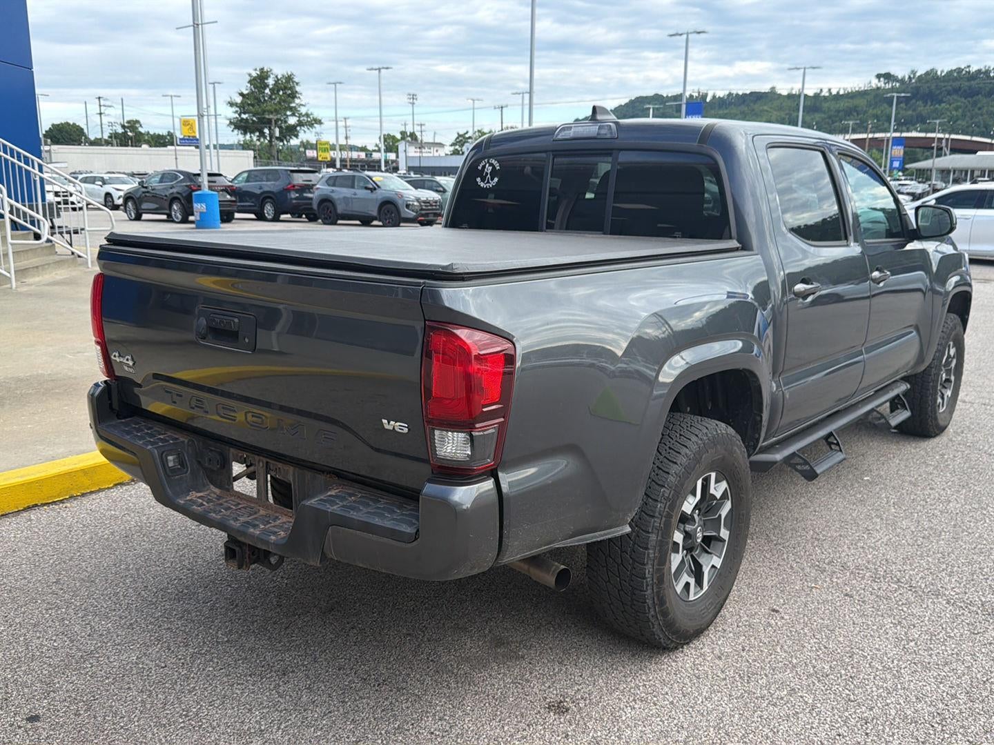 2023 Toyota Tacoma SR V6