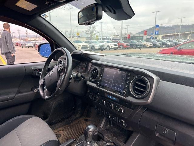 2022 Toyota Tacoma TRD Off-Road