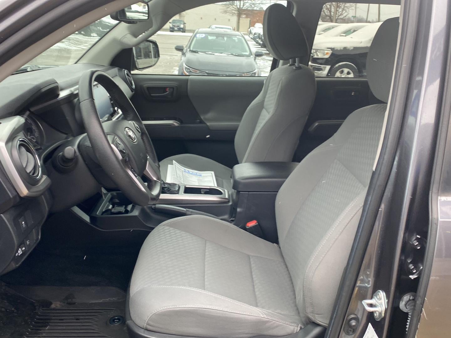 2022 Toyota Tacoma SR5