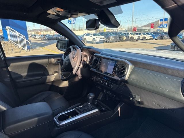 2023 Toyota Tacoma Limited V6