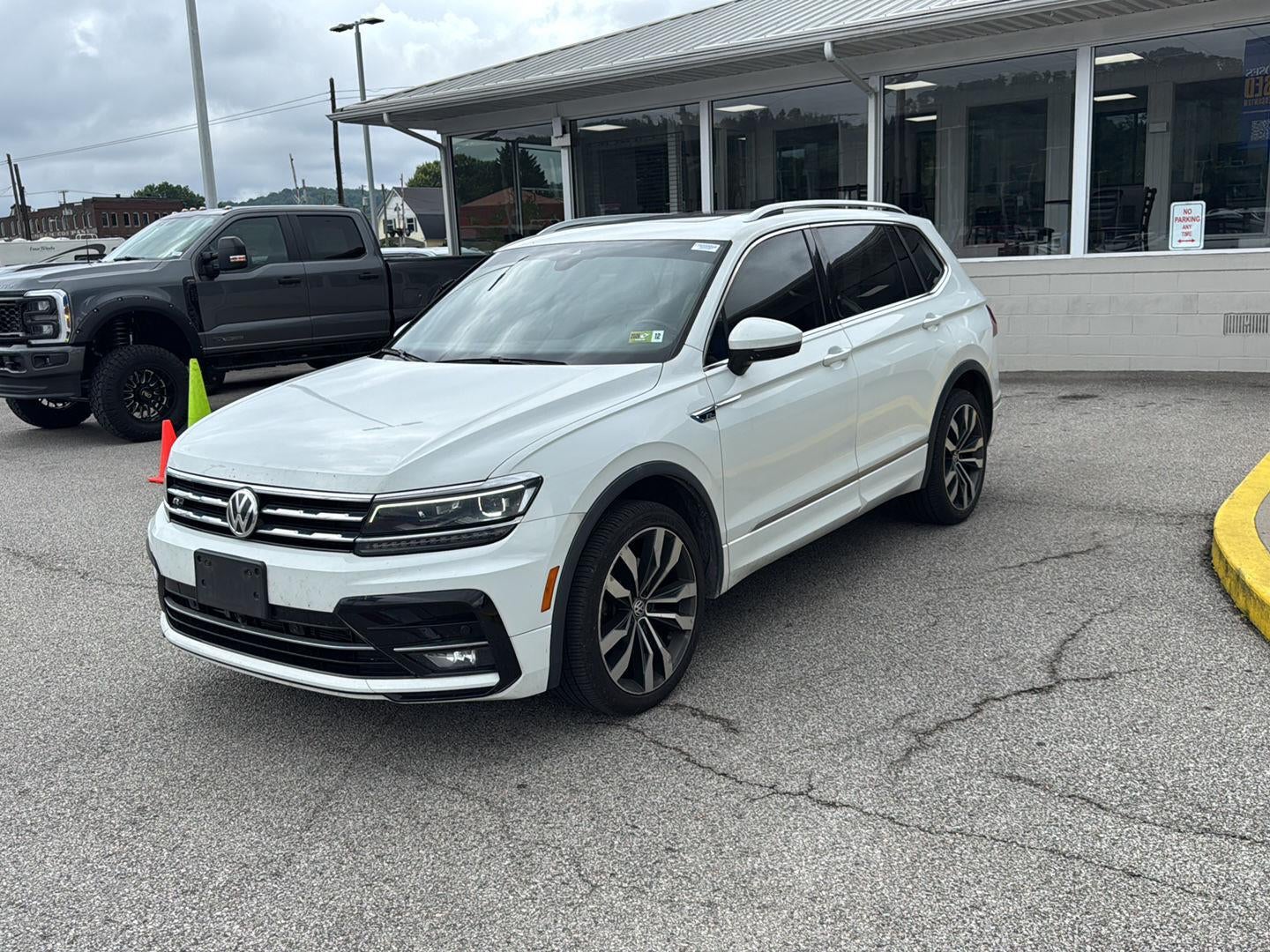 2020 Volkswagen Tiguan SEL Premium R-Line