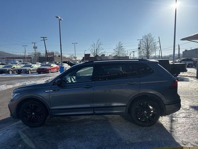 2022 Volkswagen Tiguan 2.0T SE R-Line Black
