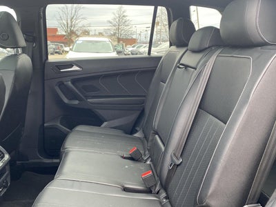 2022 Volkswagen Tiguan SE R-Line Black