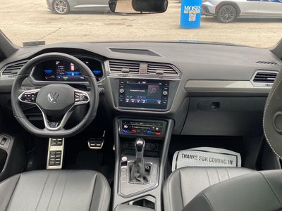 2022 Volkswagen Tiguan SE R-Line Black