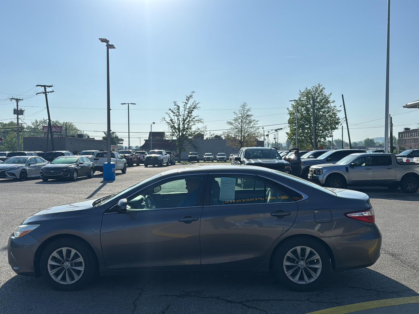 2017 Toyota Camry LE