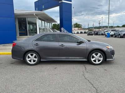 2014 Toyota Camry SE