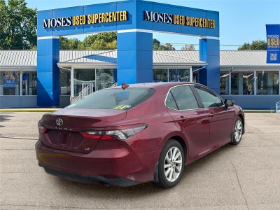 2022 Toyota Camry LE