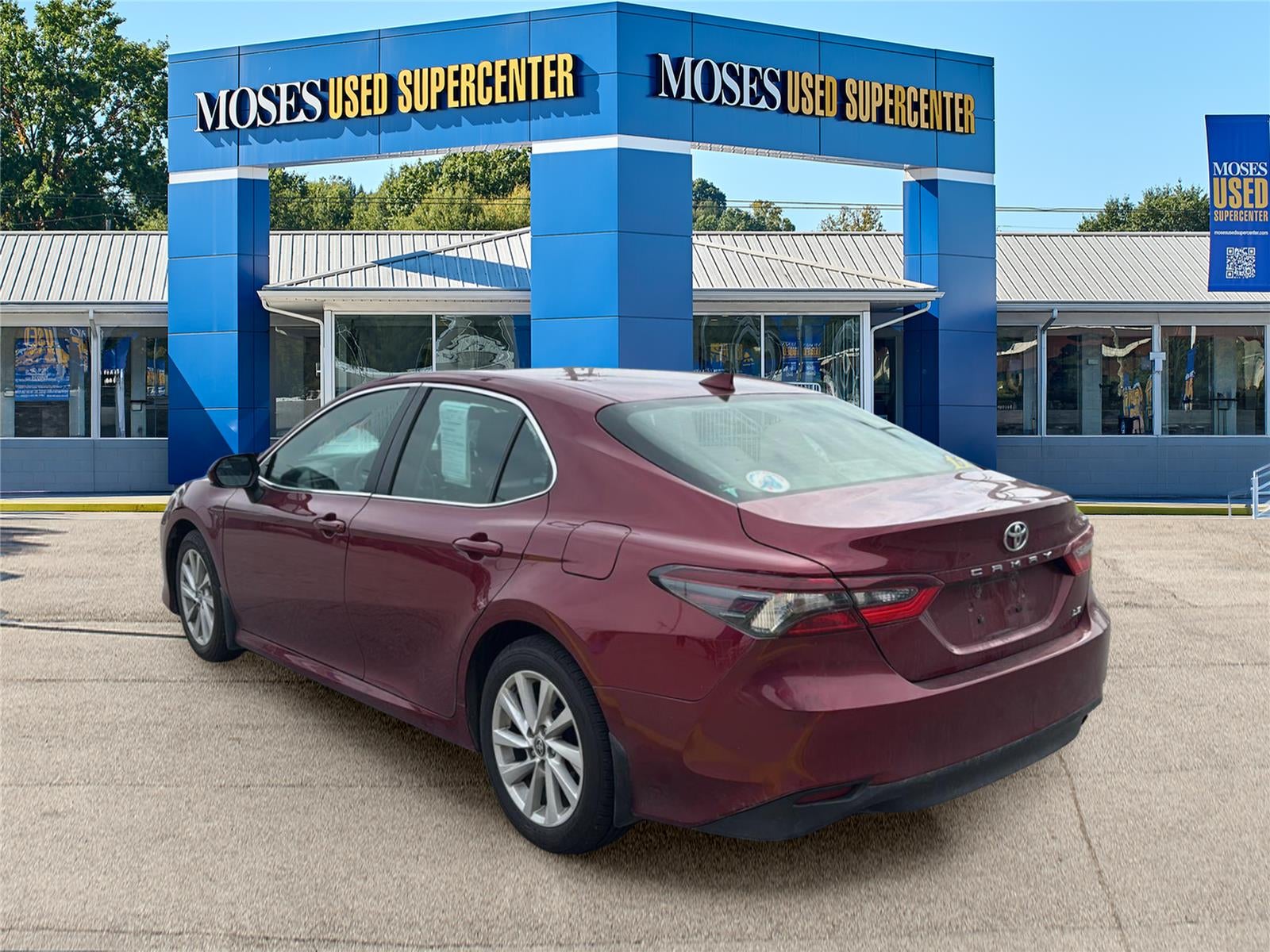 2022 Toyota Camry LE