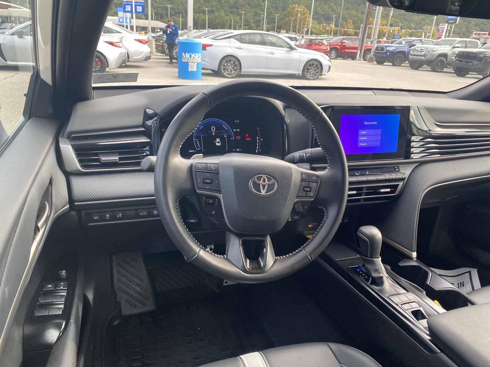 2025 Toyota Camry SE