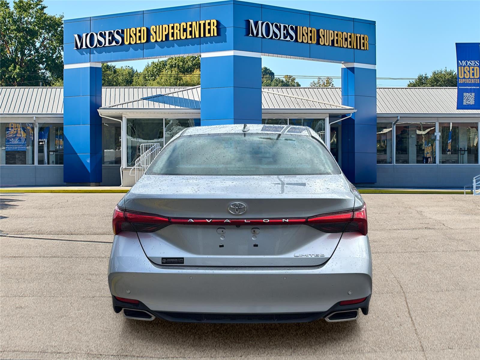 2020 Toyota AVALON SEDAN