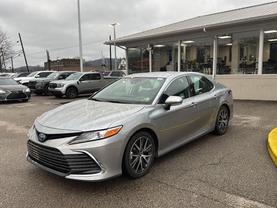 2024 Toyota Camry Hybrid XLE