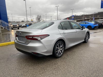 2024 Toyota Camry Hybrid XLE