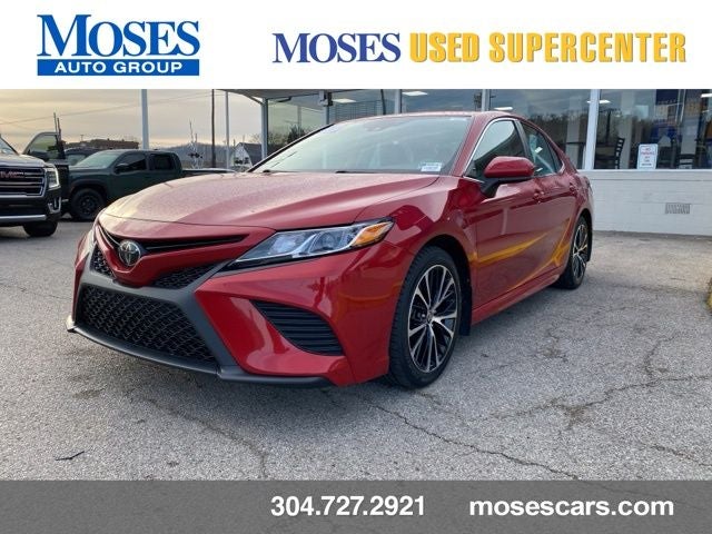 2020 Toyota Camry SE