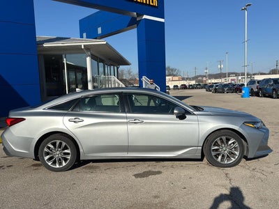 2020 Toyota Avalon XLE
