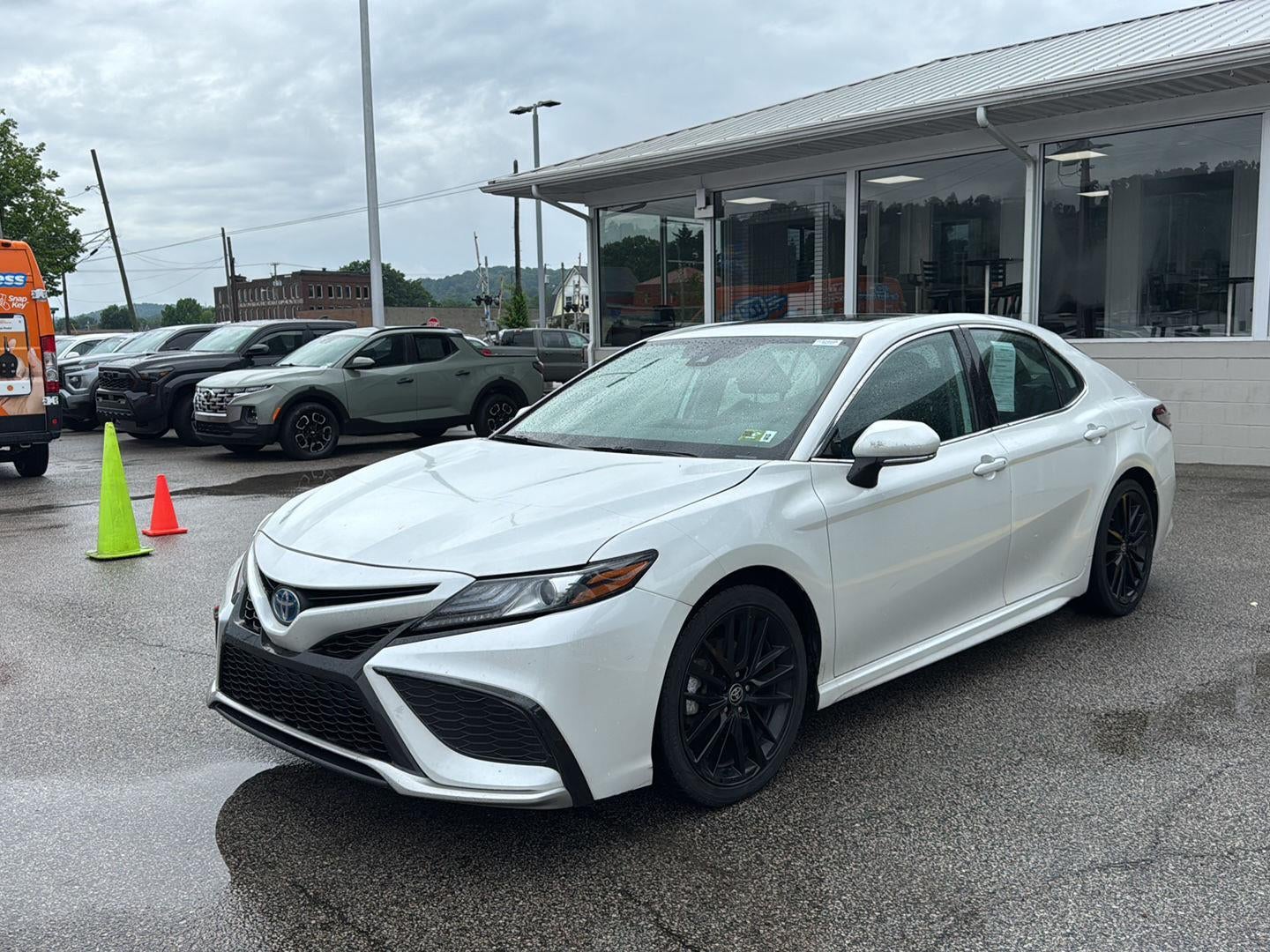 2024 Toyota Camry Hybrid XSE