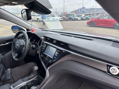 2020 Toyota Camry SE