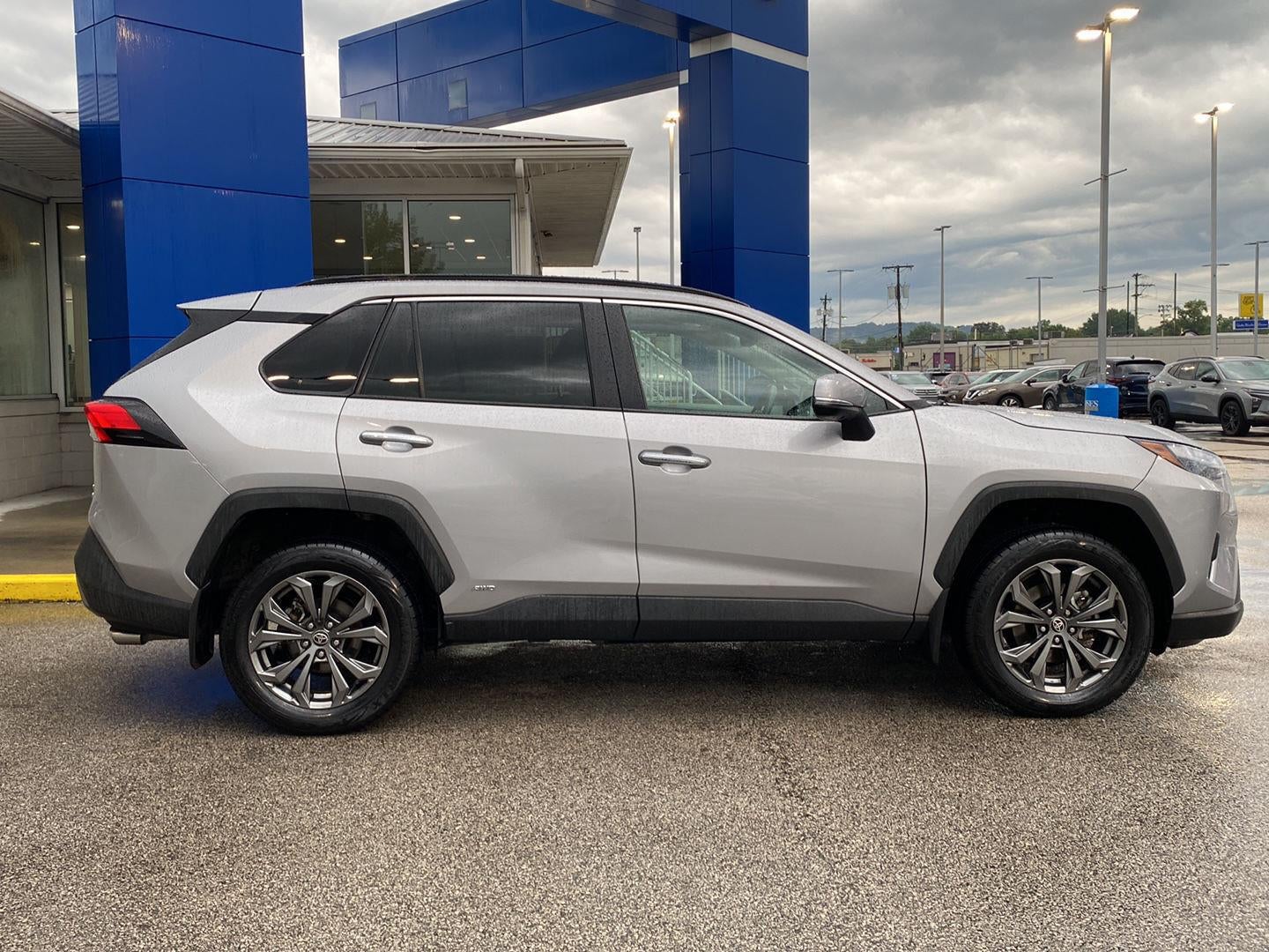 2022 Toyota RAV4 Hybrid Limited