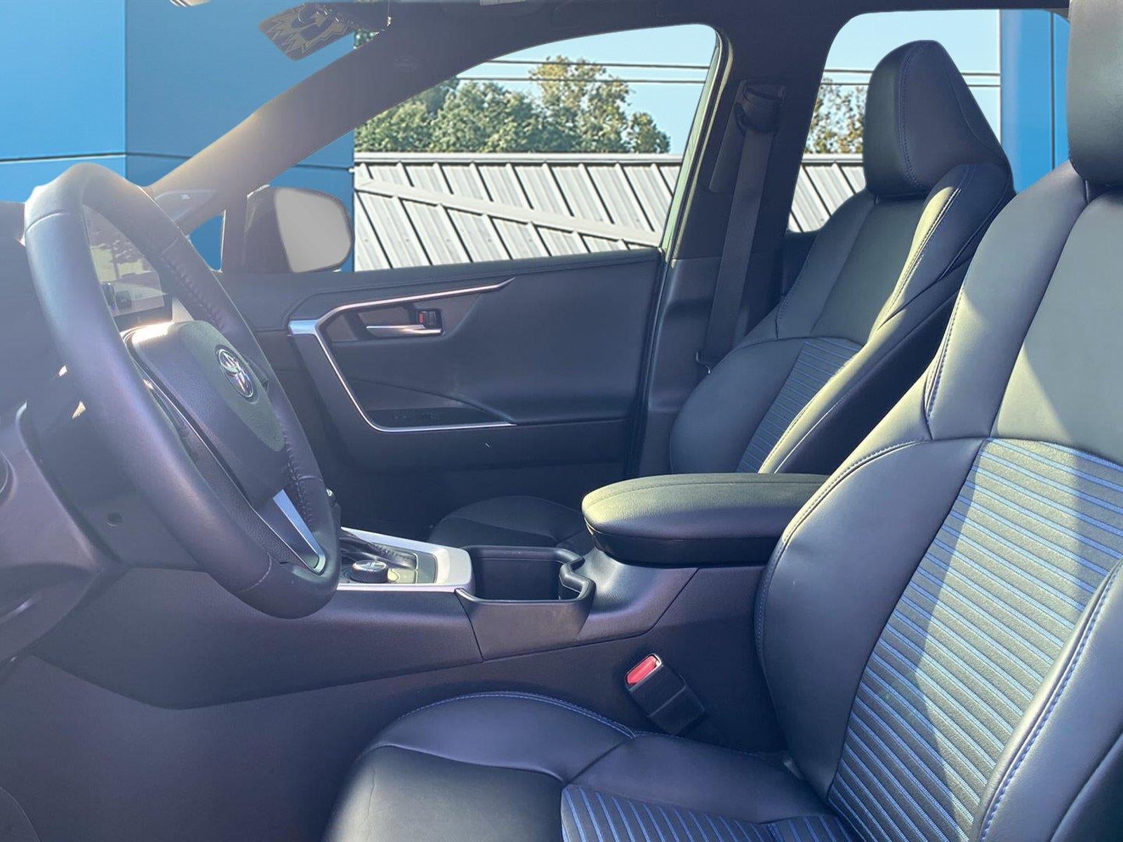 2025 Toyota RAV4 Hybrid XSE