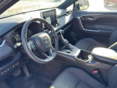 2022 Toyota RAV4 Hybrid SE