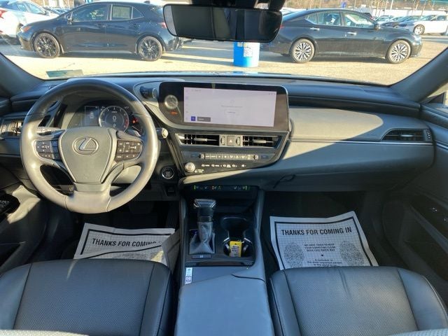 2023 Lexus ES 250