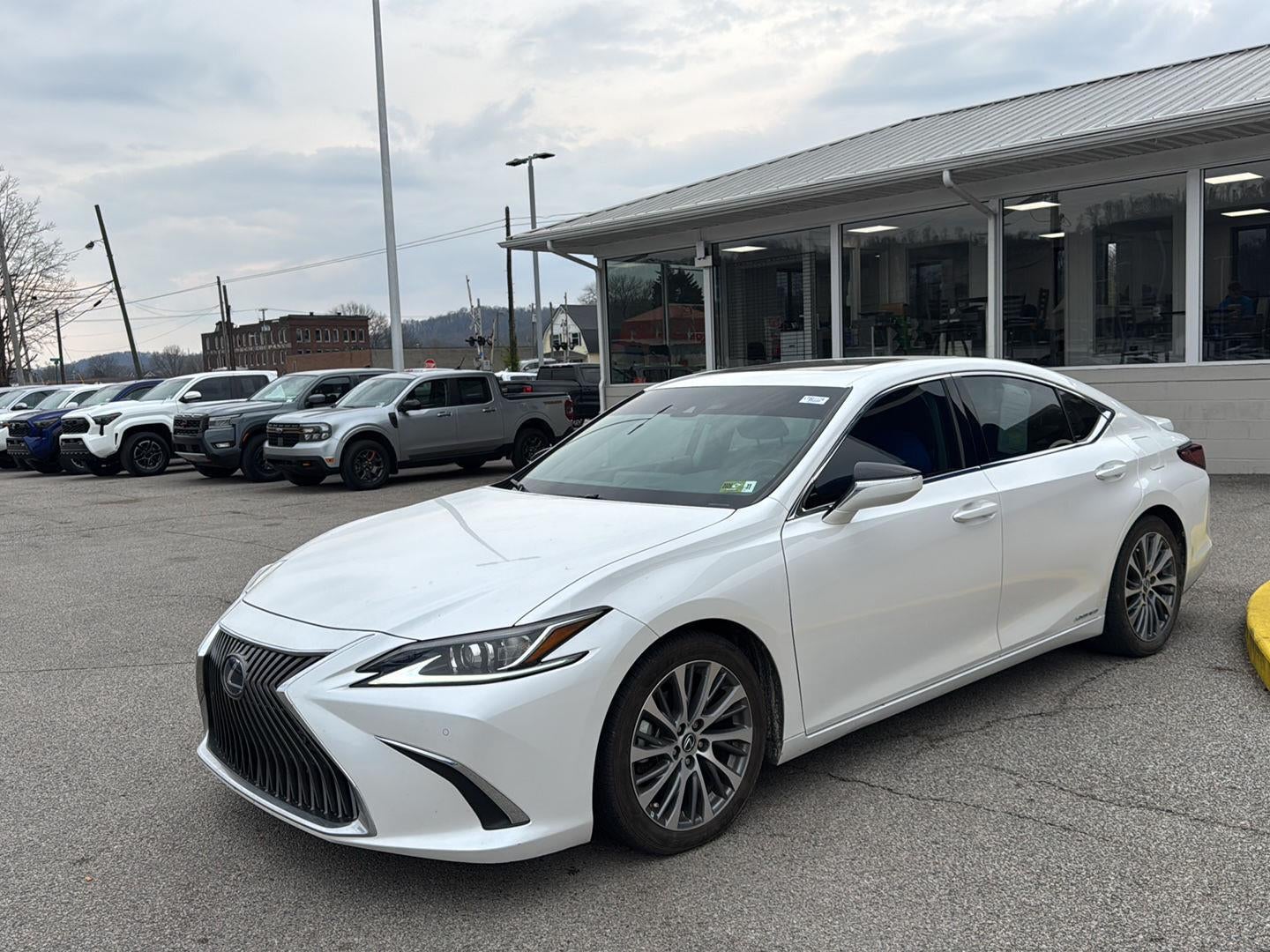 2021 Lexus ES ES 300h