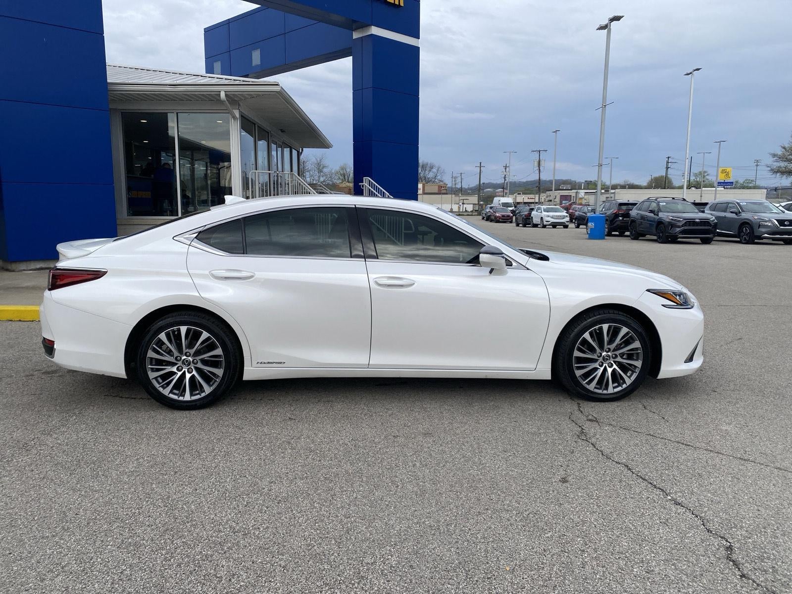 2021 Lexus ES ES 300h