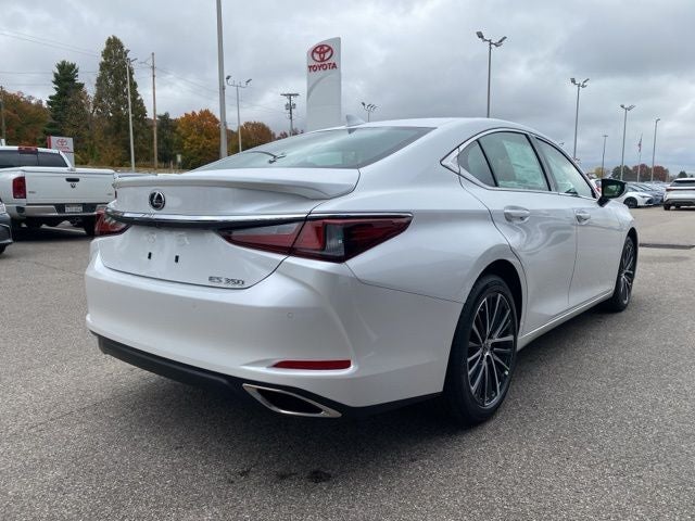 2025 Lexus ES 350