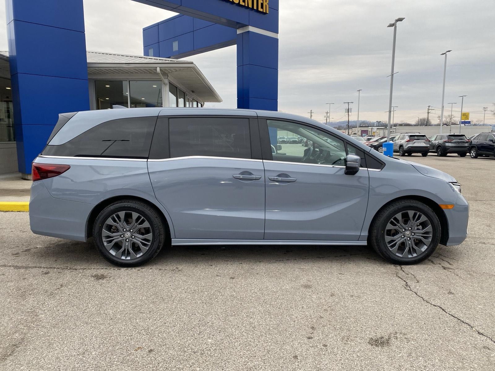 2025 Honda Odyssey Touring