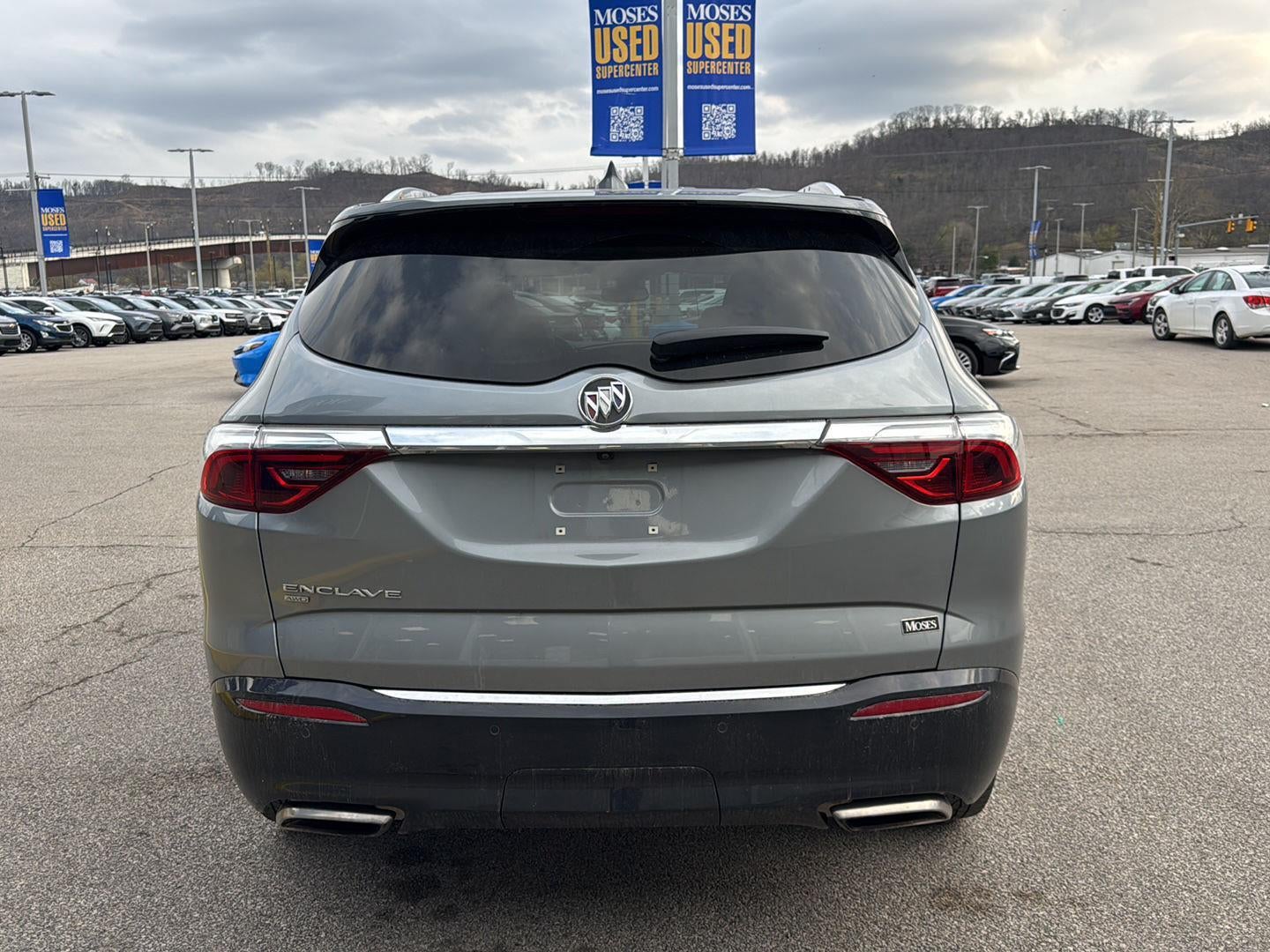 2023 Buick Enclave Essence