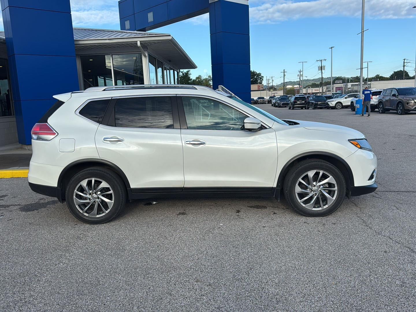 2015 Nissan Rogue SL