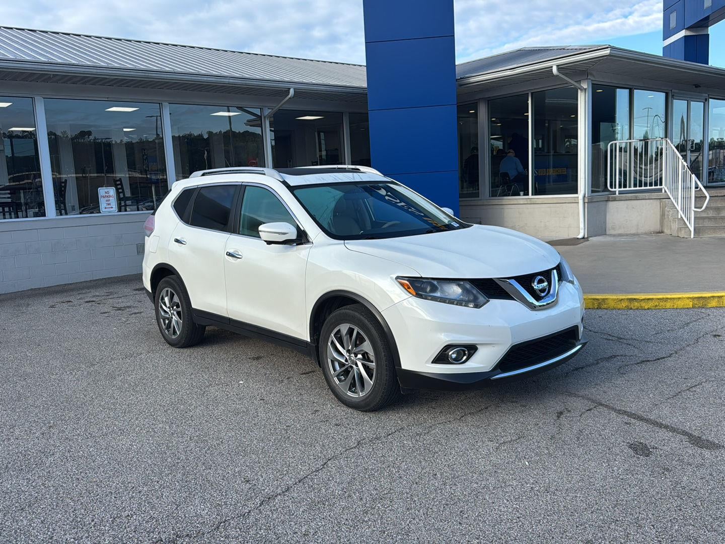 2015 Nissan Rogue SL