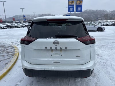 2025 Nissan Rogue SV