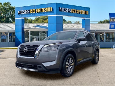 2023 Nissan Pathfinder SL