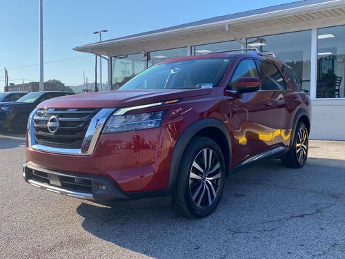 2023 Nissan Pathfinder Platinum