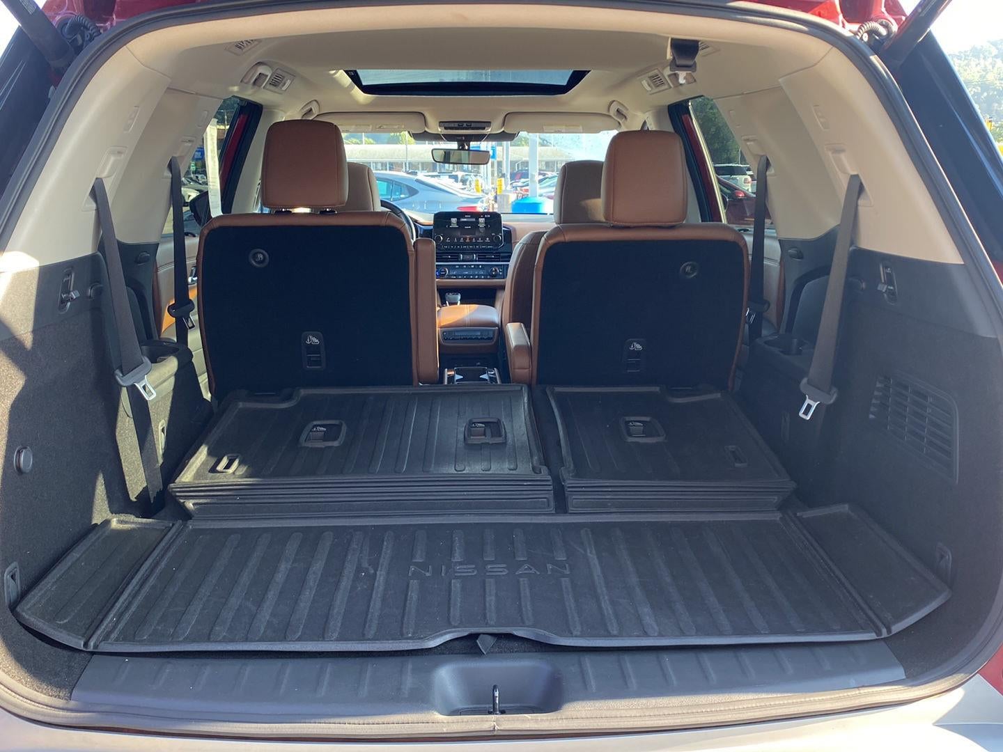 2023 Nissan Pathfinder Platinum