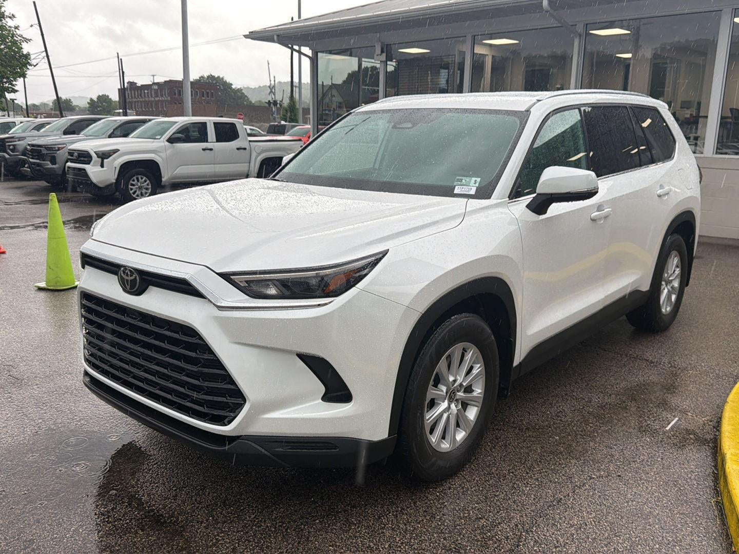 2024 Toyota GRAND HIGHLANDER XLE AWD