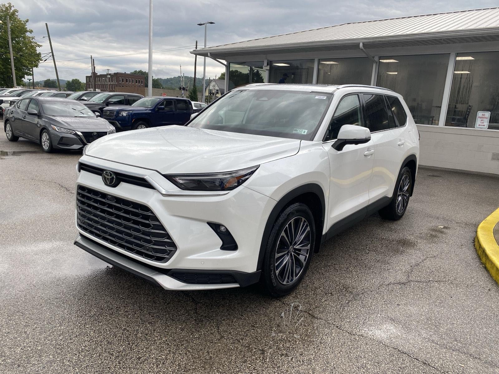 2024 Toyota Grand Highlander Hybrid MAX Platinum