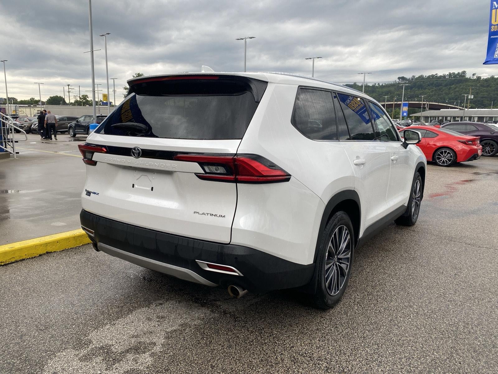 2024 Toyota Grand Highlander Hybrid MAX Platinum