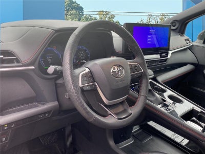 2025 Toyota Sienna XSE 7-Passenger