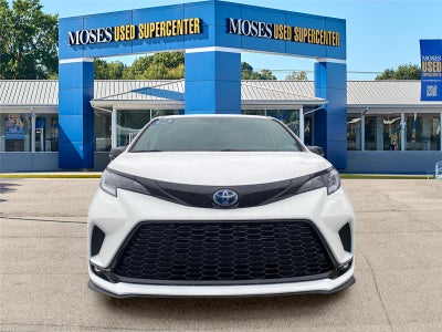 2025 Toyota Sienna XSE 7-Passenger