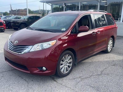 2015 Toyota Sienna XLE 7-Passenger